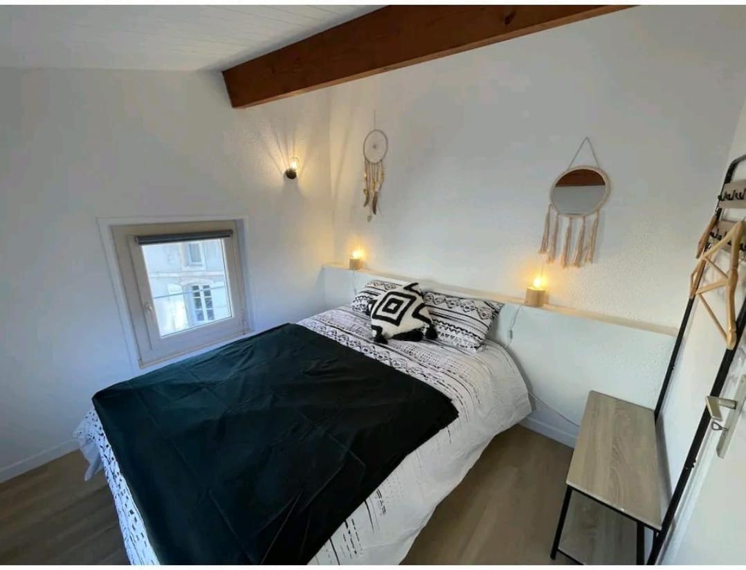 Le Loft Berbere - Ideal Couples, Familles, Business - Centre Historique, Wifi , Netflix Niort Buitenkant foto